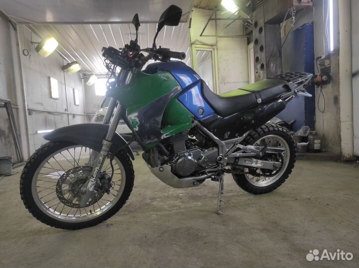 Kawasaki KLE 400