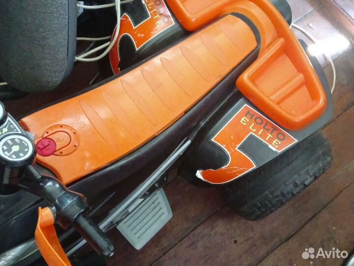 Детский квадроцикл на аккумуляторе