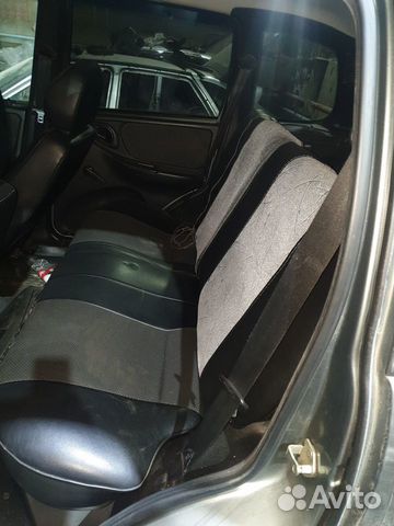 Сиденья задние Chevrolet Niva