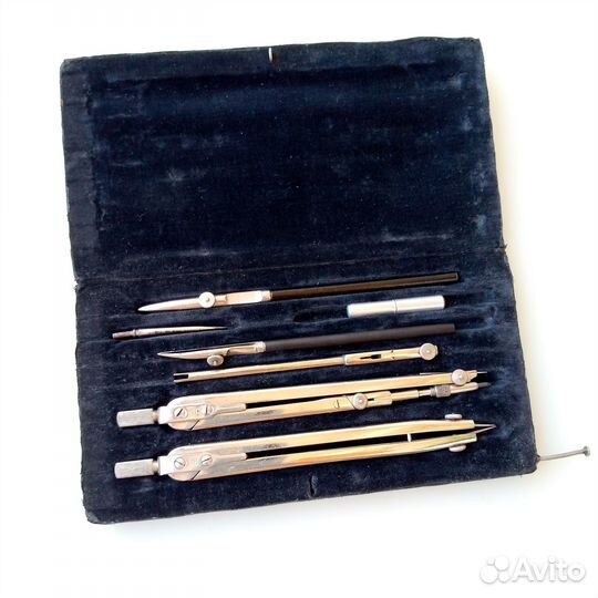 Чертёжные: готовальня СССР, цанговые карандаши, др