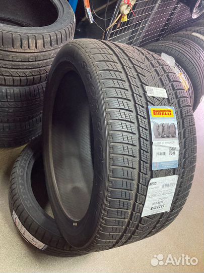 Pirelli Scorpion Winter 275/45 R21 100V