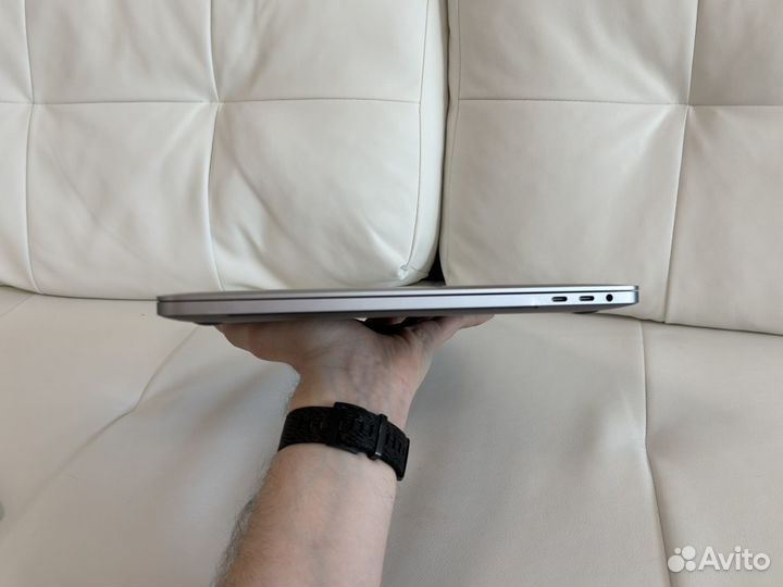 MacBook Pro 16 2019 i9 1TB