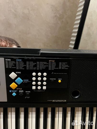 Синтезатор yamaha PSR-e223