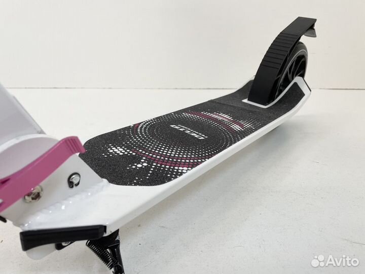 Самокат Tech Team Delta