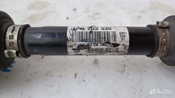 Mercedes GLC X253 Привод передний правый 0390