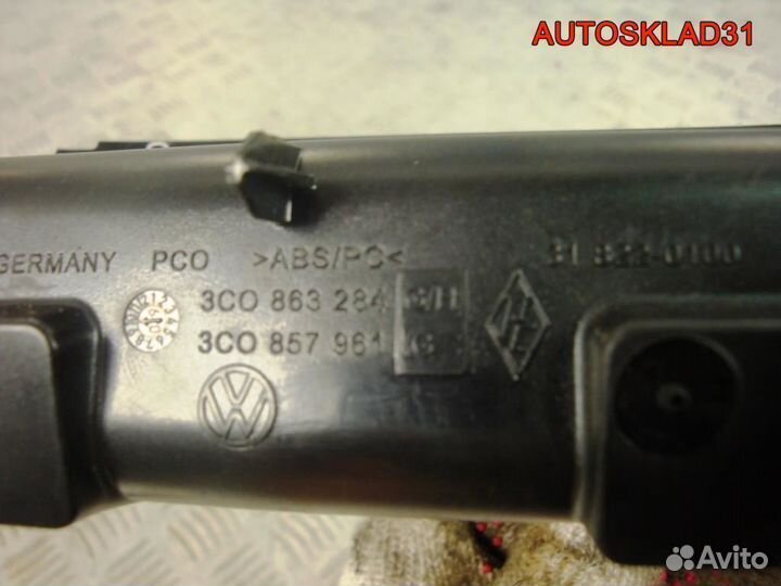 Пепельница VW Passat B6 3C0863284H