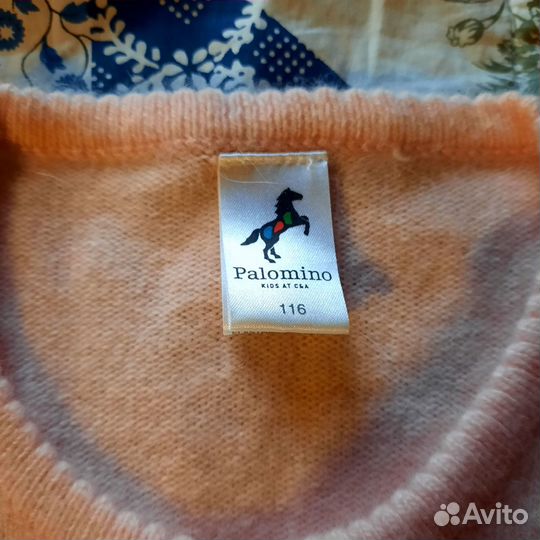 Розовая детская кофточка