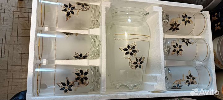 Набор кувшин и стаканы