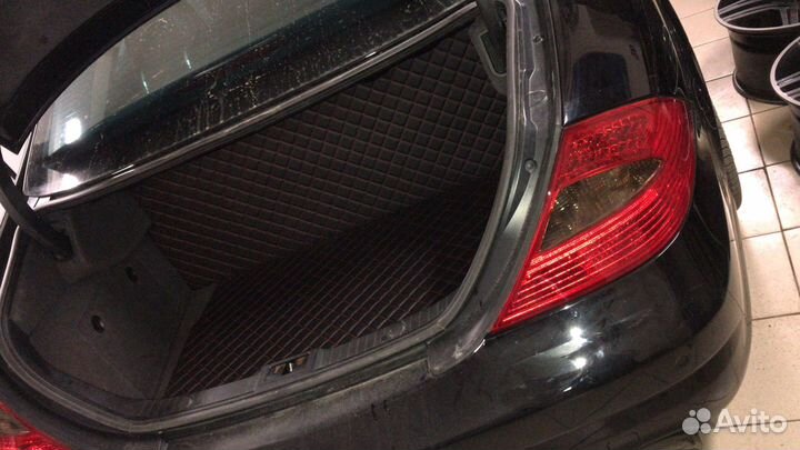 Задние фонари