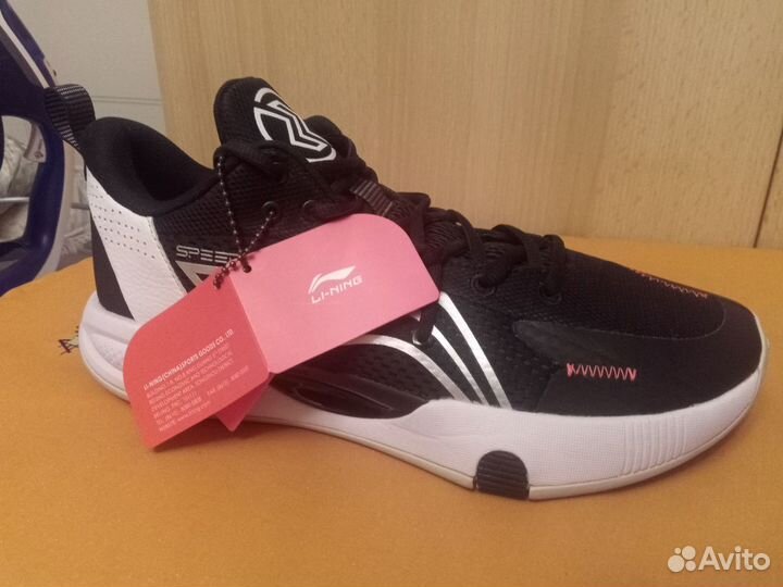 Кроссовки Li ning новые