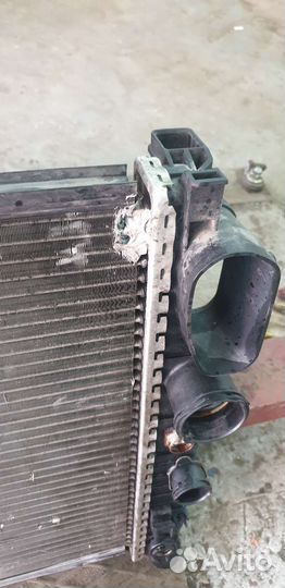 Радиатор охлаждения mercedes w211