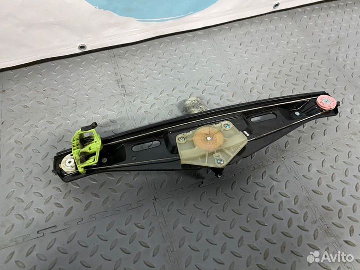 Стеклоподъемник задний правый Bmw X1 E84 N20B20