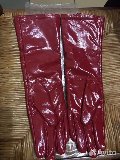 Перчатки женские кожаные 7.5 (L), утепленные, лак
