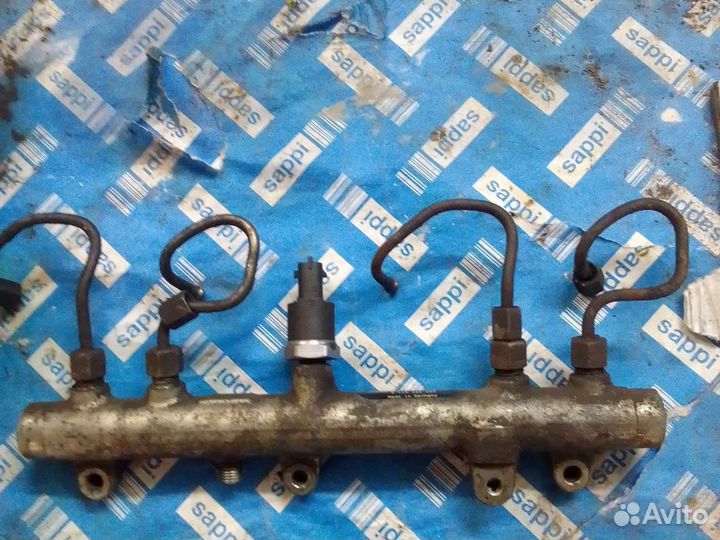 Рейка топливная (рампа) Fiat Ducato 2.8 td