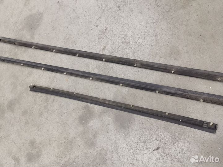 Нижние уплотнители дверей bmw e39