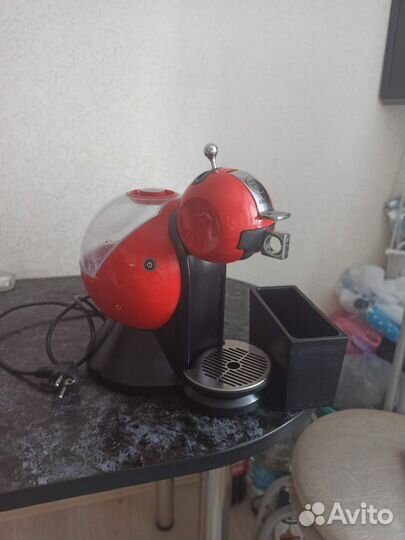 Кофеварка dolce gusto