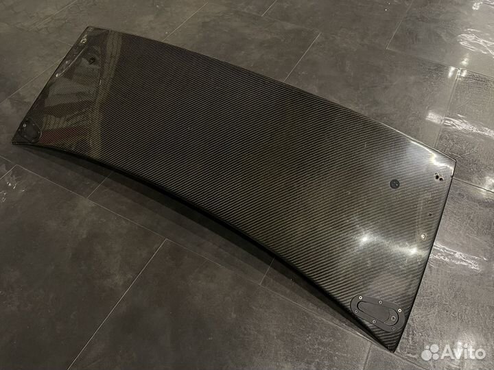 Карбоновая крышка багажника Lancer Evolution 7-9