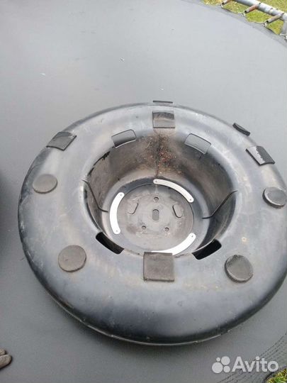 Toyota RAV4 Держатель колпака запасного колеса