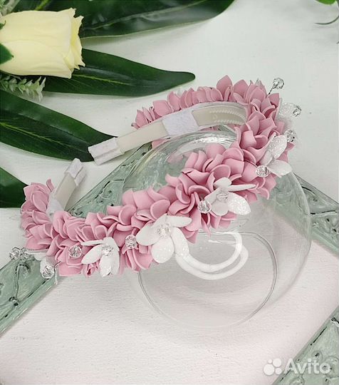 Ободок для волос с цветами