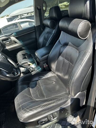 Заводская обивка салона на Land Cruiser 200 рест