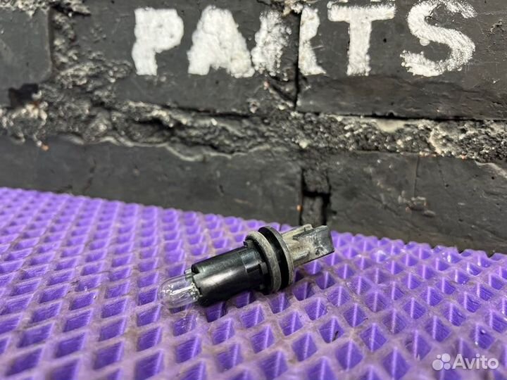 Лампа Nissan X-Trail NT31-224773 MR20DE 2011