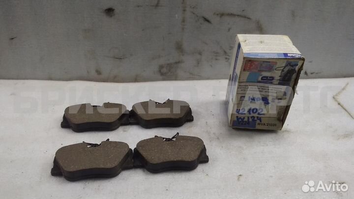 Колодки тормозные пер Мерседес-Бенц E W124