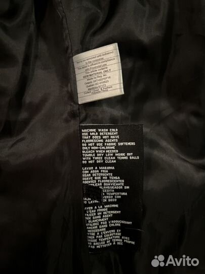 Пуховик Guess женский