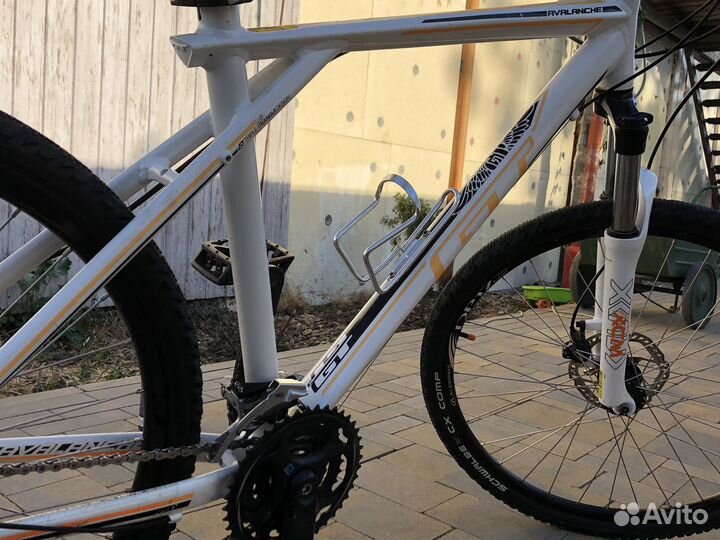 Велосипед GT avalanche 3.0