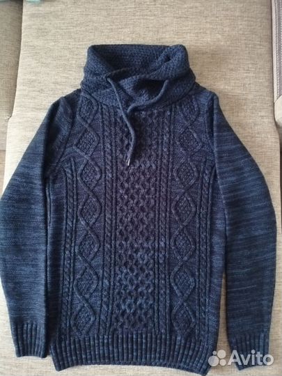 Свитер подростковый новый размер XS