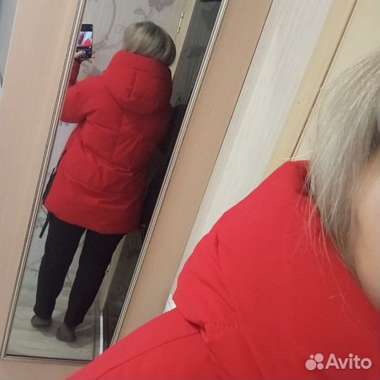 Пуховик зимний женский 46