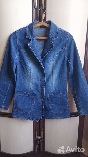 Джинсовая куртка 44-46