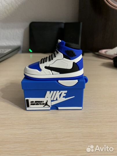 Чехол на Airpods 1/2 кроссовок