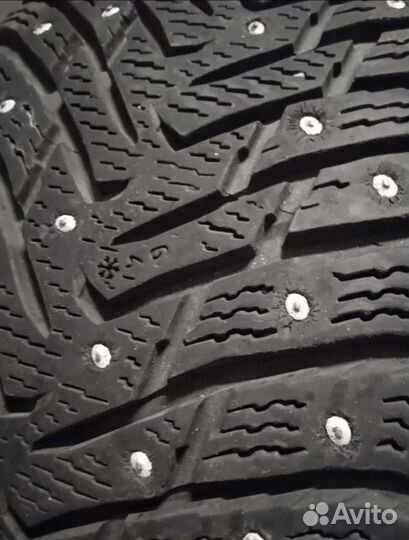 Nokian Tyres Hakkapeliitta 8 245/40 R18