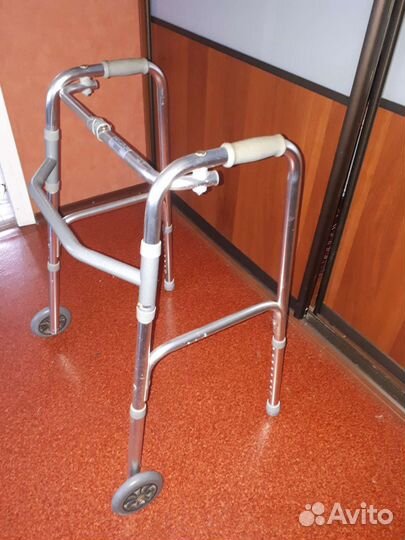 Костыли, ходунки и др