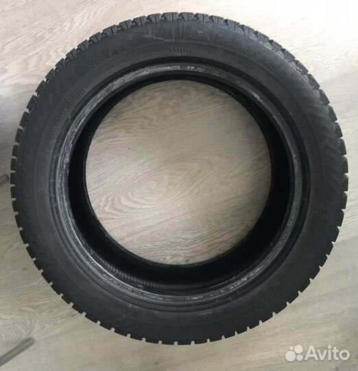 Gislaved Nord Frost 200 225/50 R17 98T