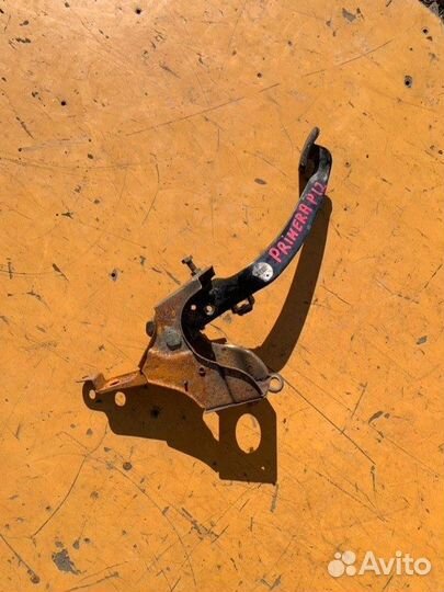 Педаль сцепления Nissan Primera P12 QG16 2001-2008