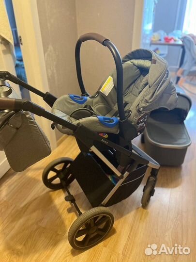 Детская коляска