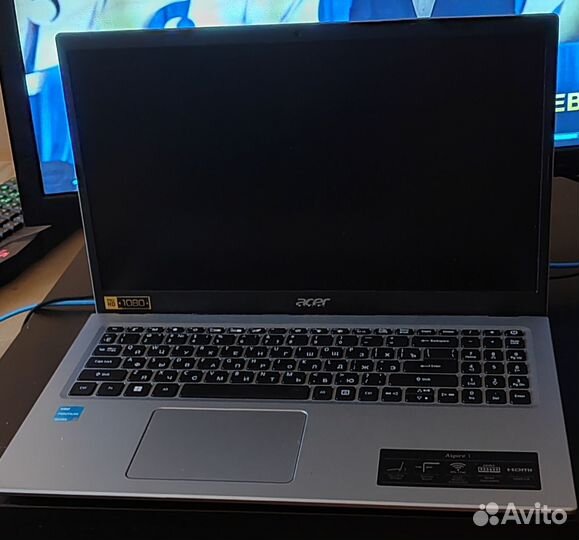 Ноутбук acer 4ядра, 4 потока, 8gb озу, uhd video