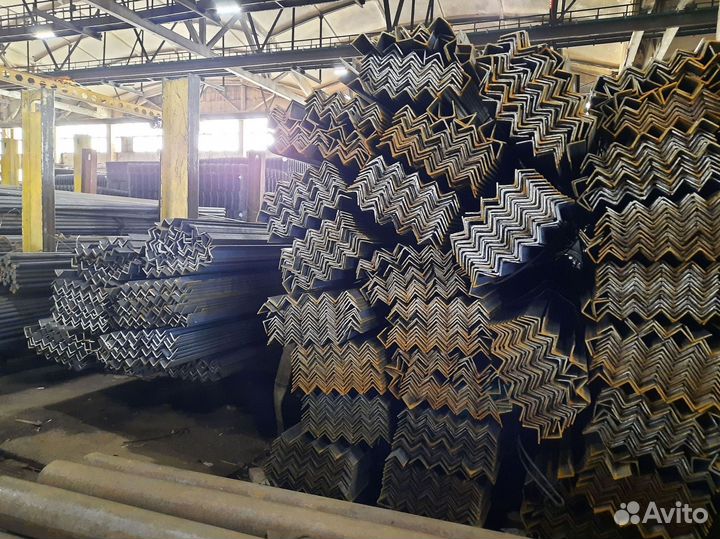 Уголок стальной