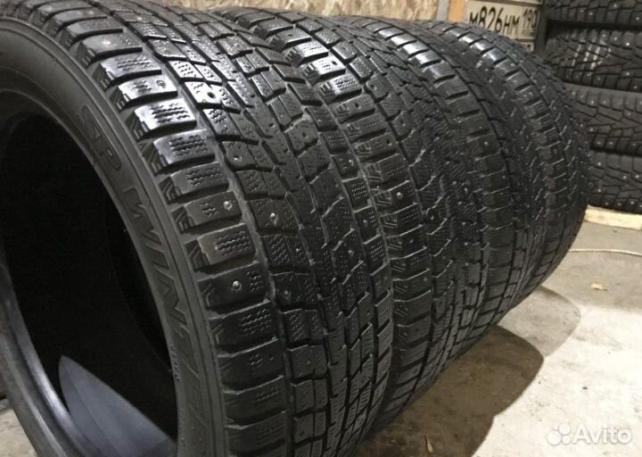 Dunlop SP Winter Ice 01 215/50 R17
