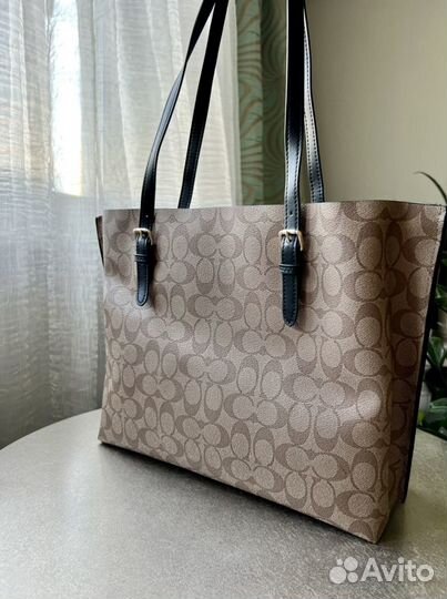 Женская сумка тоут Coach Mollie tote, черные ручки