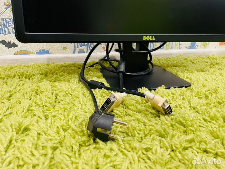 Монитор Dell