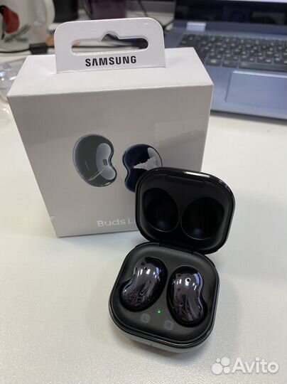 Беспроводные наушники samsung buds live