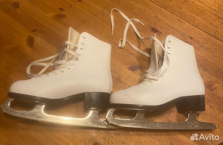 Коньки фигурные CCM Pirouette 38р