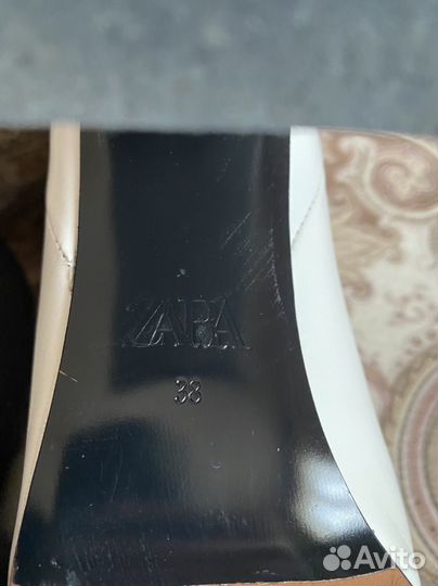 Ботинки женские zara