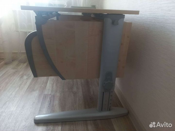 Детская растущая парта со стулом