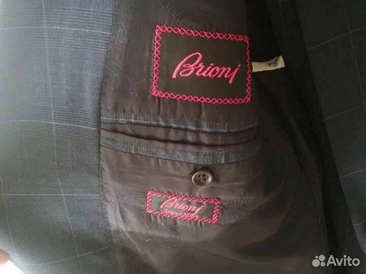 Костюм brioni