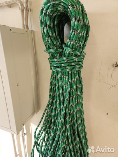 Веревка альпинистская 10мм новая 100 метров