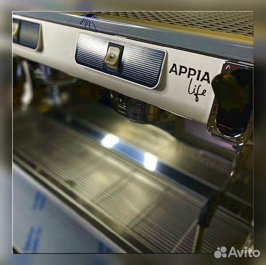 Кофемашина Nuova Simonelli Appia Life 2GR S Red