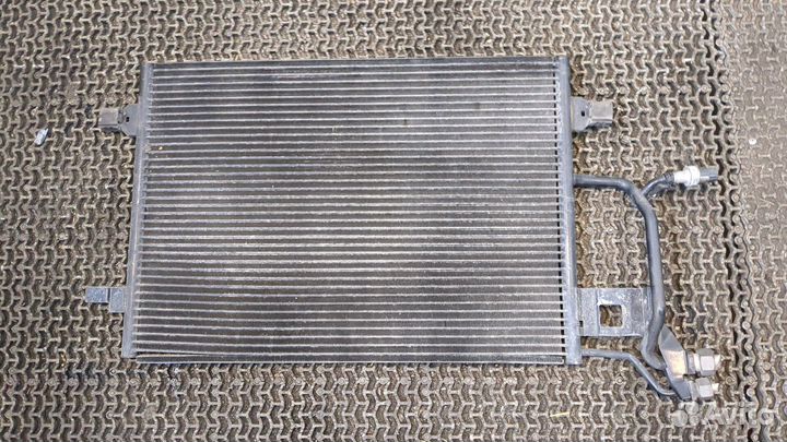 Радиатор кондиционера Volkswagen Passat 5, 2003